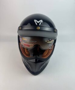 Alternative view of MHR TRACKER SOLID GLOSSY BLACK